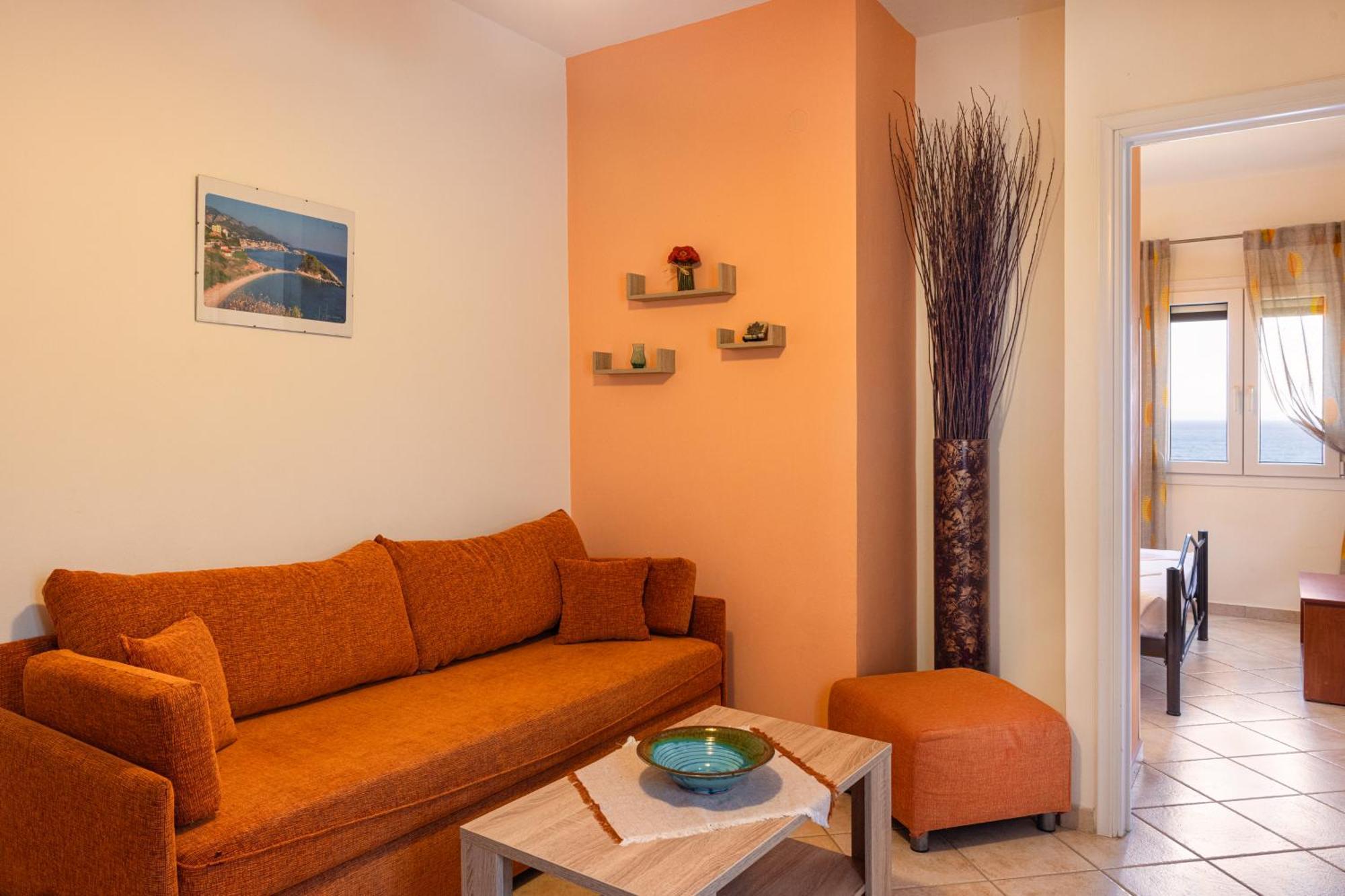Marina Apartments Коккари Экстерьер фото
