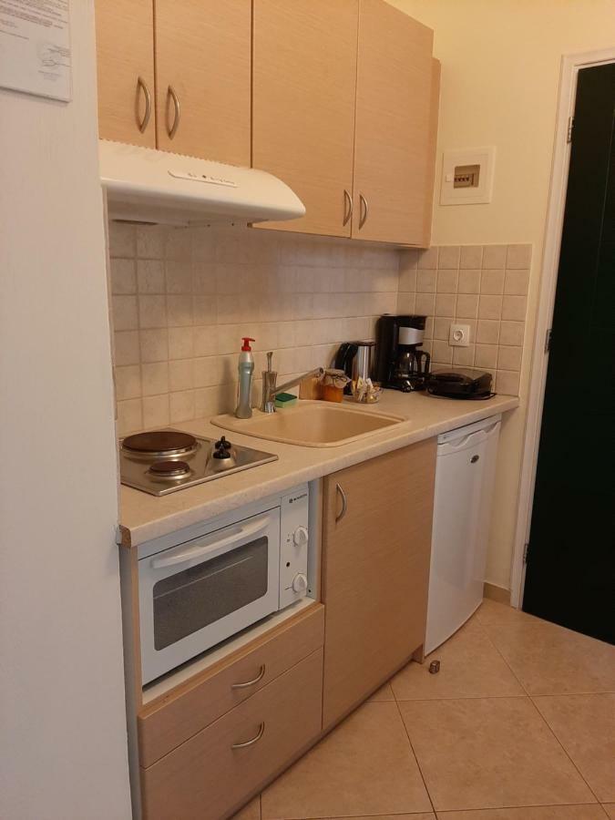 Marina Apartments Коккари Экстерьер фото
