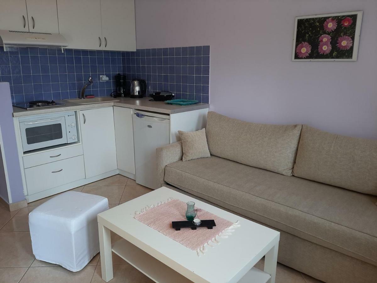 Marina Apartments Коккари Экстерьер фото